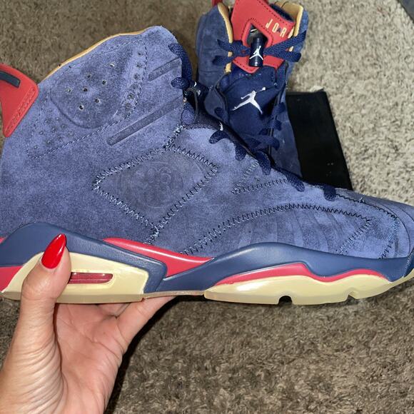 Size 10.5 - Air Jordan 6 DB Doernbecher Navy NIB Rare main image 10